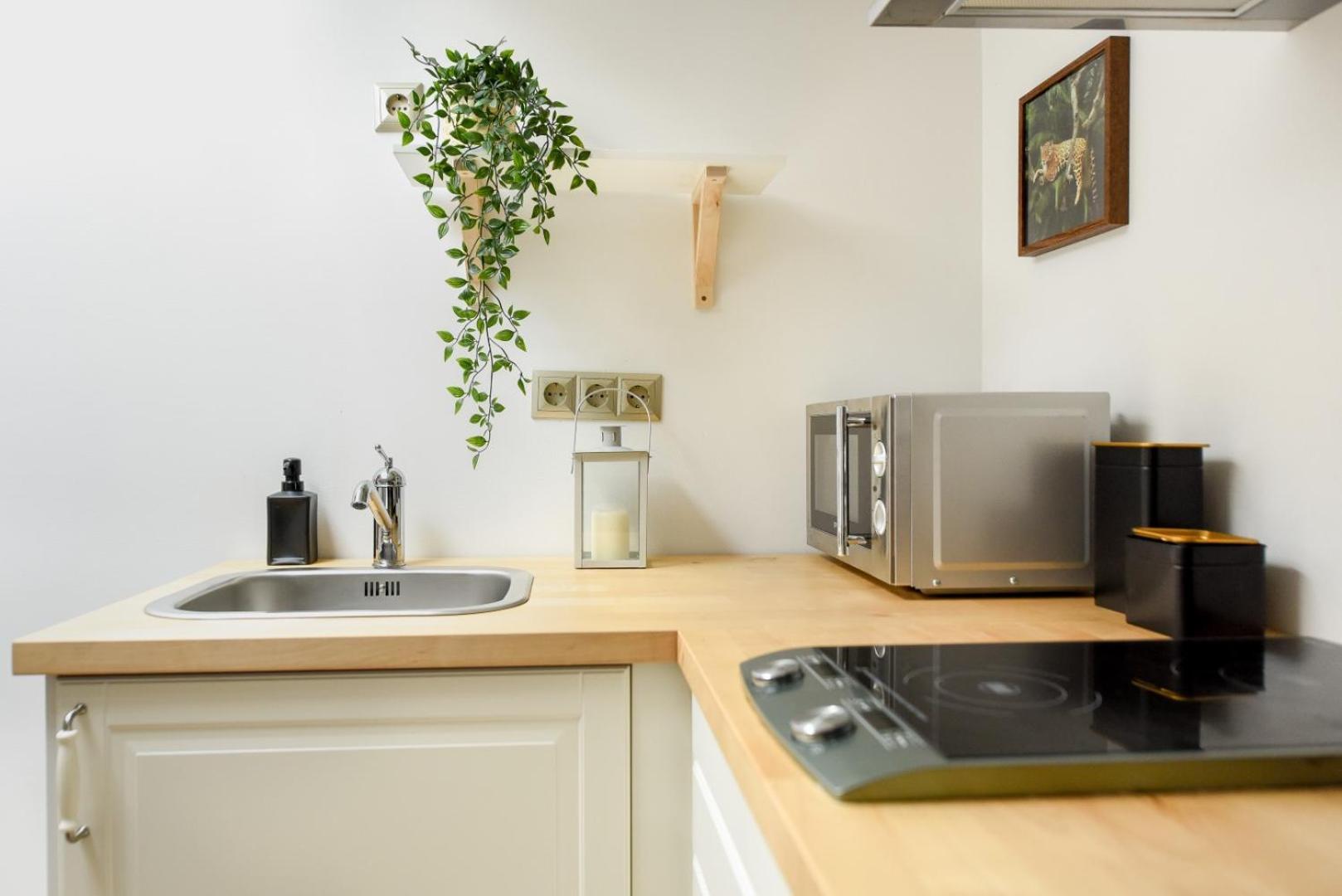 Historic Charm, Modern Comfort - Accommodation In The Heart Of The Old Town Bucarest Camera foto